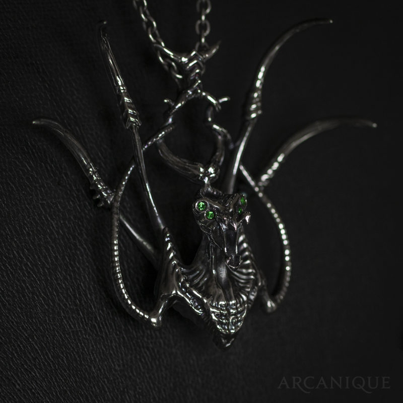 ARCANIQUE jewellery | CARNOS CORONATUS pendant | Sterling silver